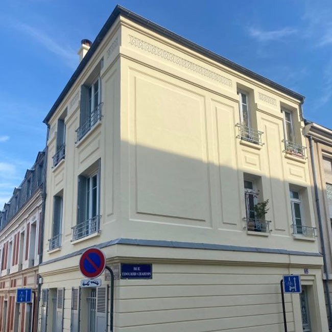trianon facade 03
