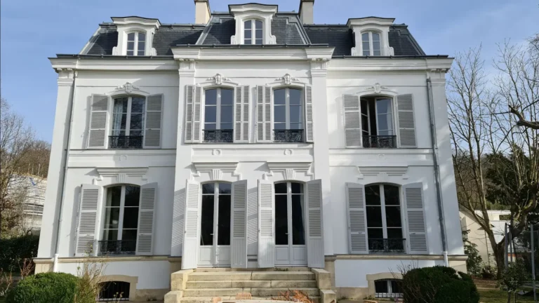 ravalement de facade haut de gamme pour cet hotel particulier 2.webp